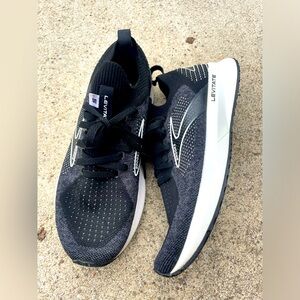 Brooks Levitate 5